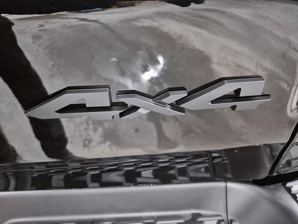 2026 Ram 1500 SPORT in Sherbrooke, Quebec - 17 - w1024h768px