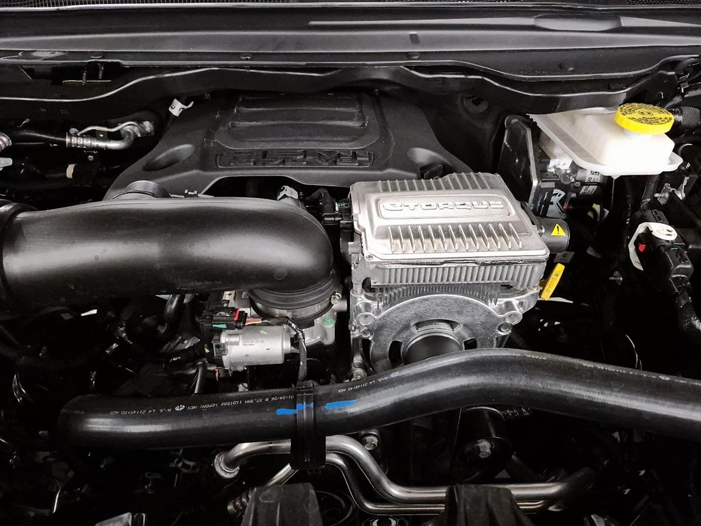 2026 Ram 1500 SPORT in Sherbrooke, Quebec - 9 - w1024h768px