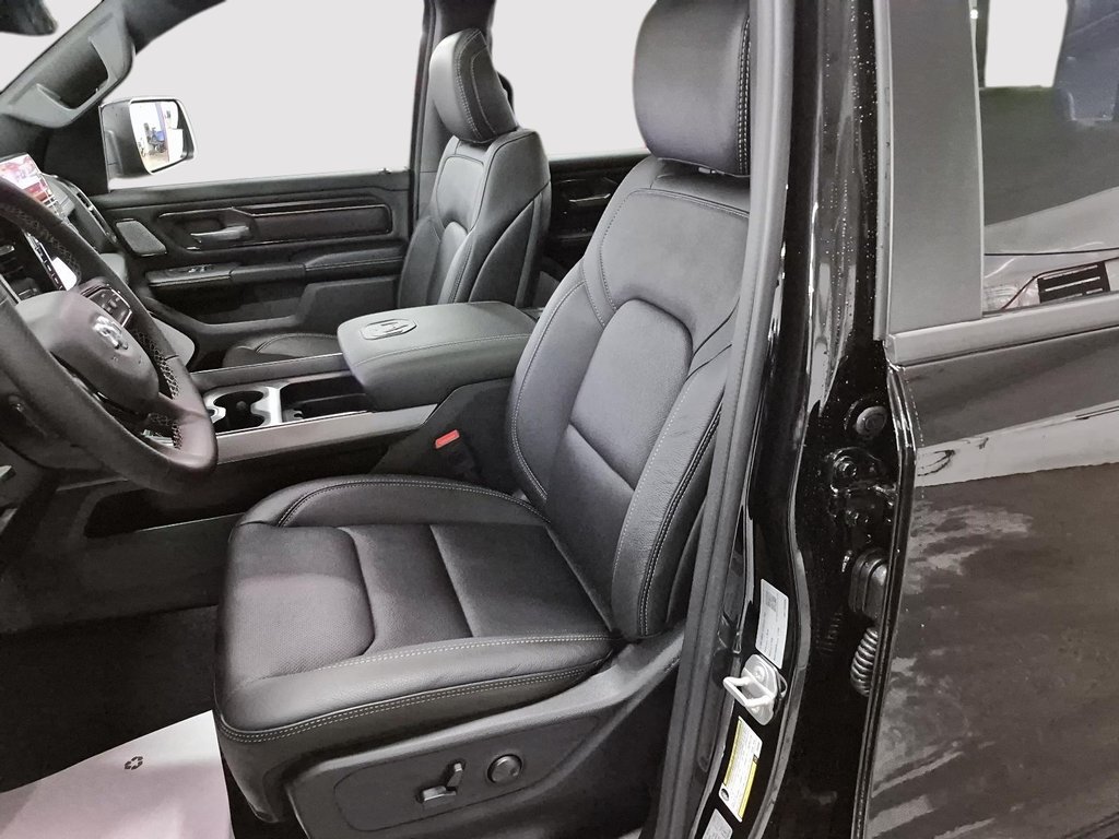 2026 Ram 1500 SPORT in Sherbrooke, Quebec - 9 - w1024h768px