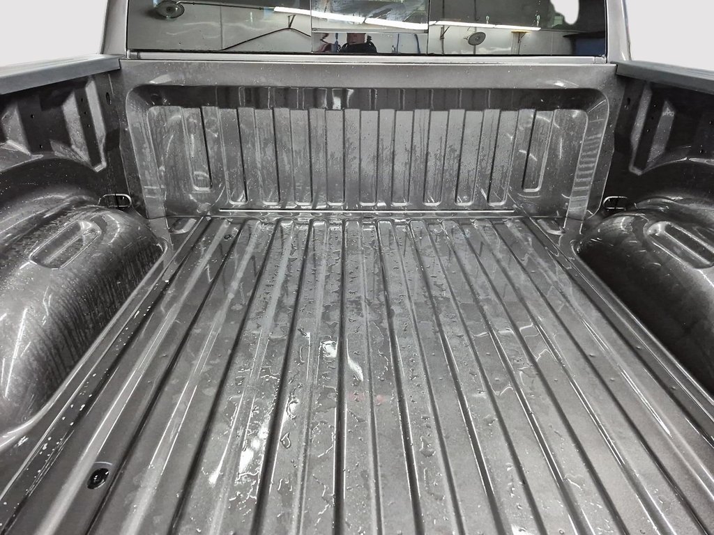 Ram 1500 SPORT 2026 à St-Jean-Sur-Richelieu, Québec - 17 - w1024h768px