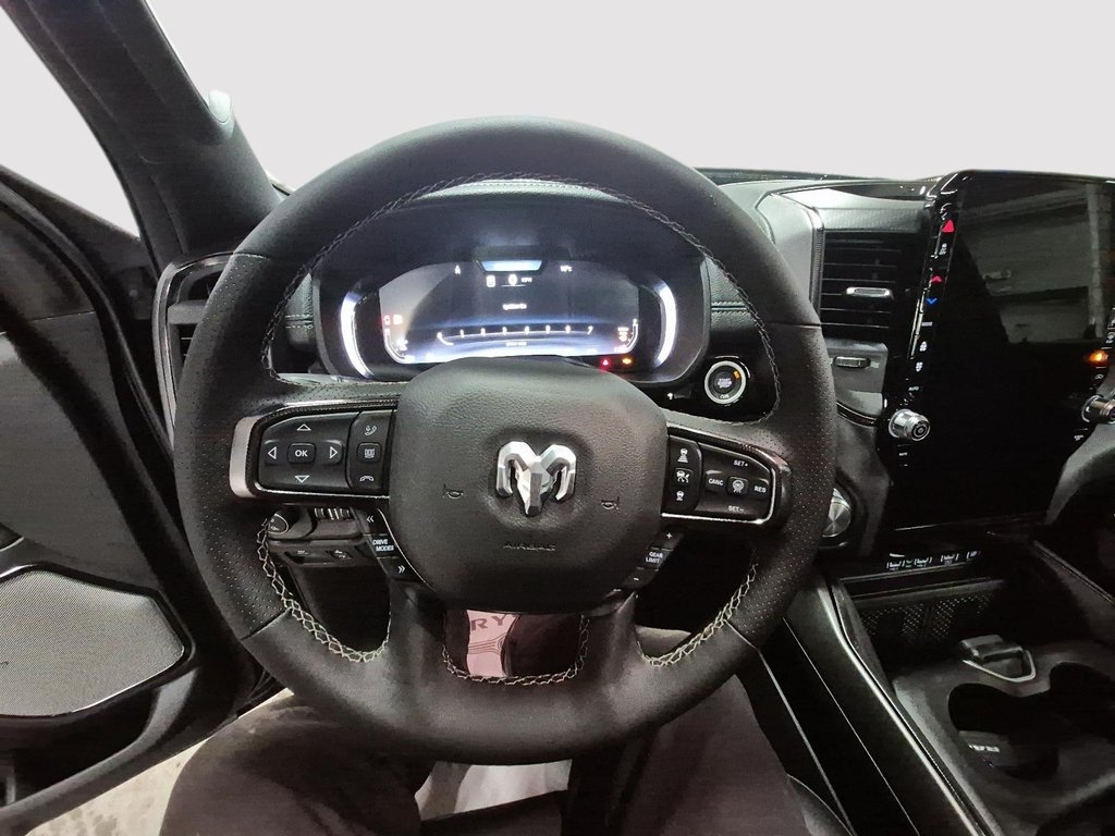 2026 Ram 1500 SPORT in St-Jean-Sur-Richelieu, Quebec - 15 - w1024h768px