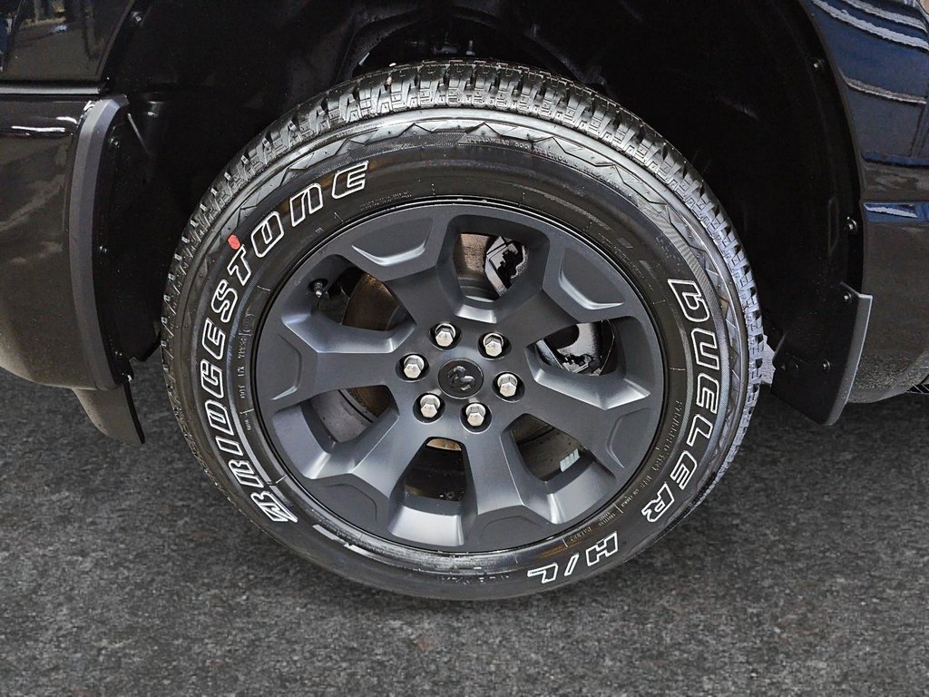 2026 Ram 1500 EXPRESS in St-Jean-Sur-Richelieu, Quebec - 7 - w1024h768px
