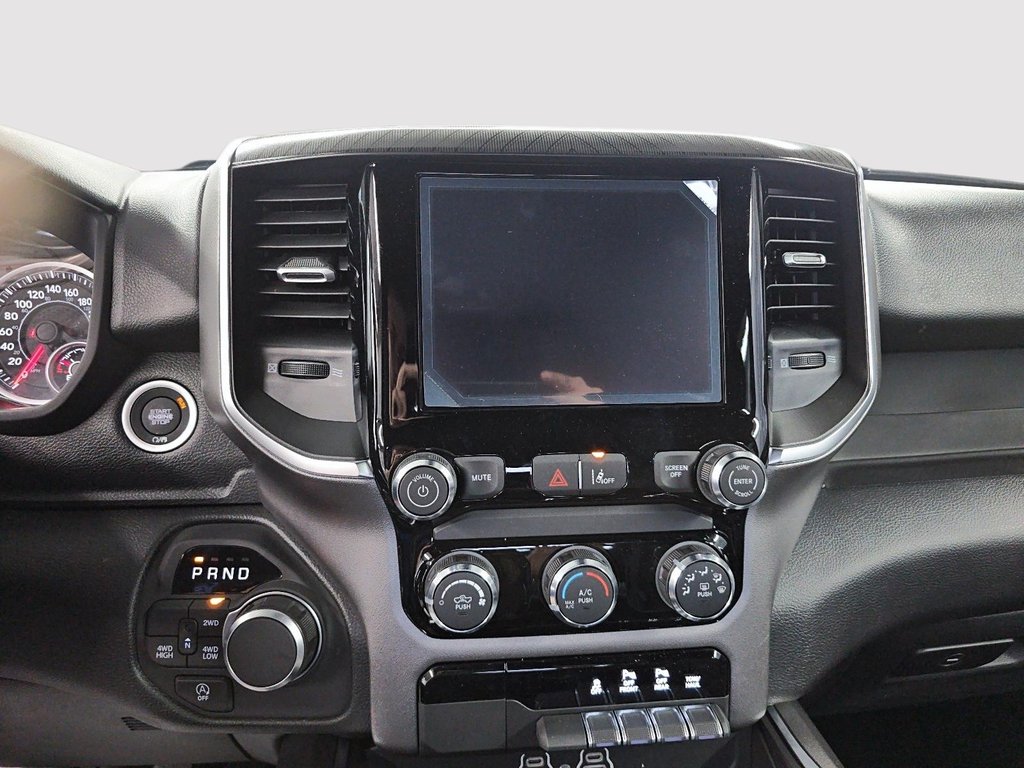 2026 Ram 1500 EXPRESS in St-Jean-Sur-Richelieu, Quebec - 18 - w1024h768px