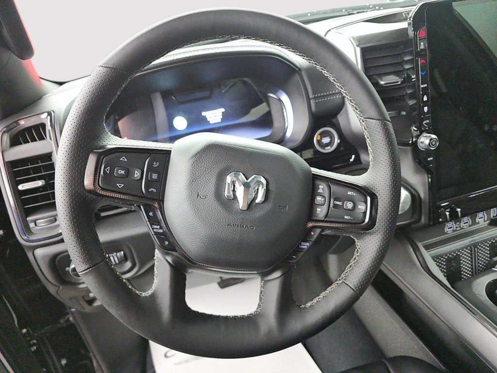 2026 Ram 1500 SPORT in St-Jean-Sur-Richelieu, Quebec - 12 - w1024h768px