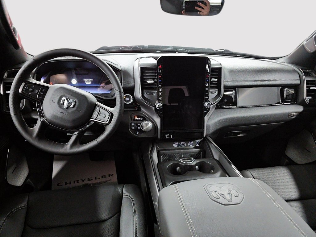 2026 Ram 1500 SPORT in St-Jean-Sur-Richelieu, Quebec - 10 - w1024h768px