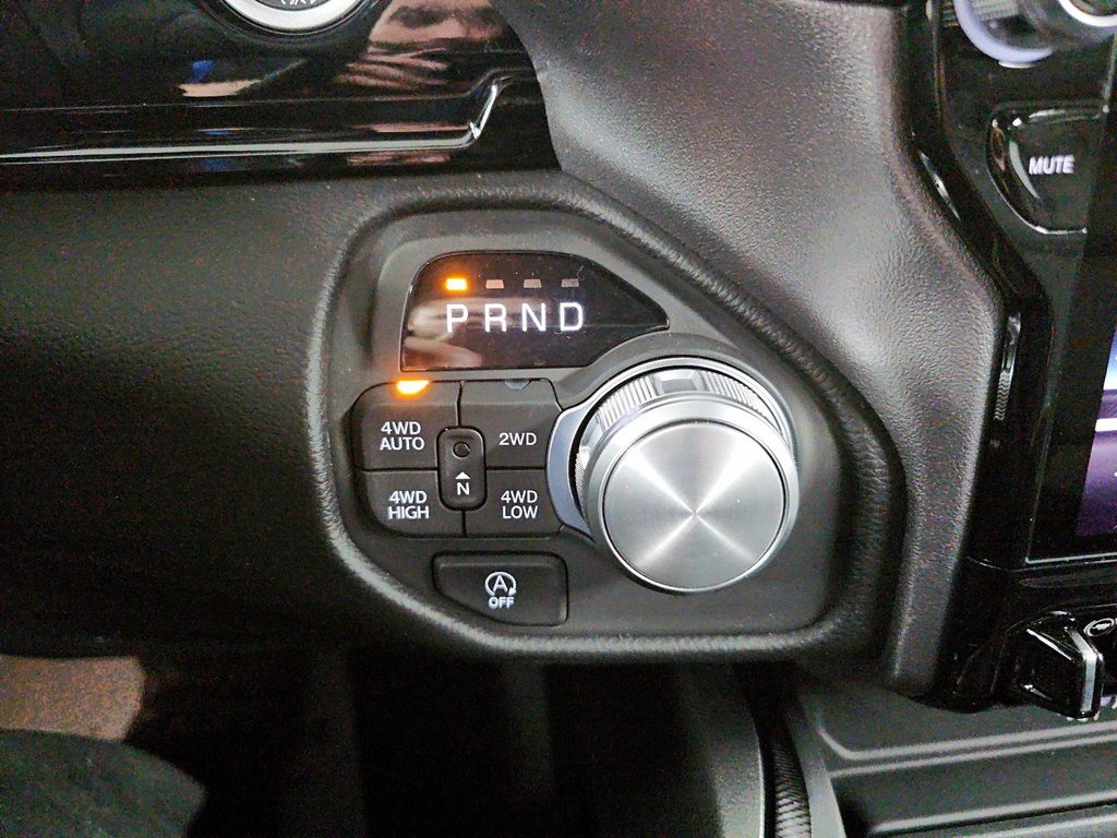 2026 Ram 1500 SPORT in St-Jean-Sur-Richelieu, Quebec - 15 - w1024h768px