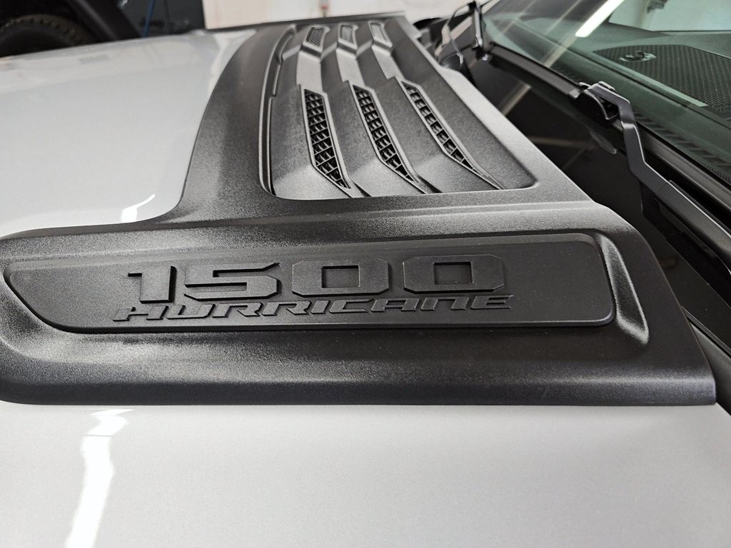 2026 Ram 1500 EXPRESS in St-Jean-Sur-Richelieu, Quebec - 6 - w1024h768px