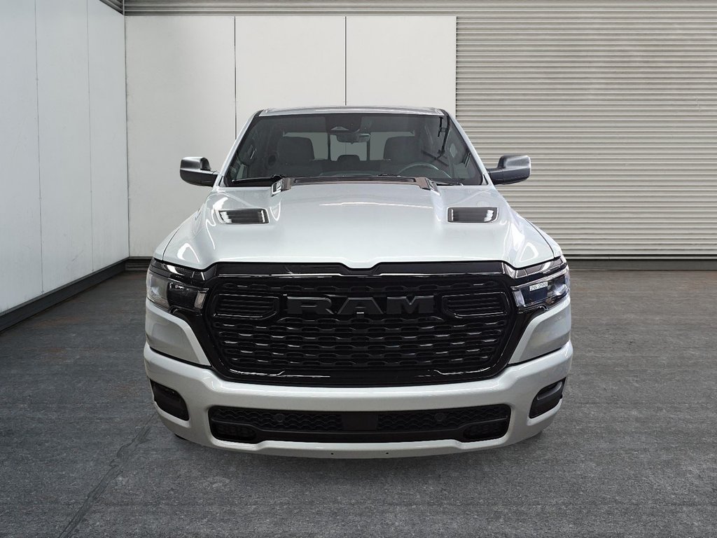 2026 Ram 1500 EXPRESS in St-Jean-Sur-Richelieu, Quebec - 2 - w1024h768px