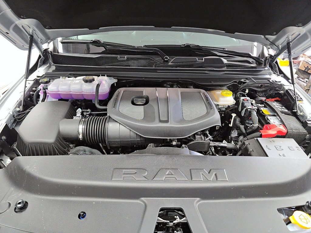 2026 Ram 1500 EXPRESS in St-Jean-Sur-Richelieu, Quebec - 8 - w1024h768px