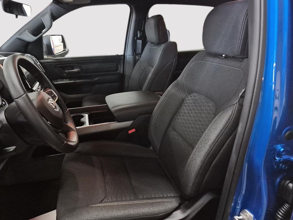 Ram 1500 EXPRESS 2026 à Sherbrooke, Québec - 9 - w1024h768px