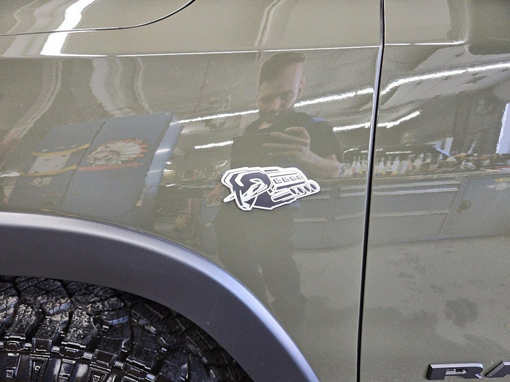 2026 Ram 1500 REBEL in St-Jean-Sur-Richelieu, Quebec - 6 - w1024h768px