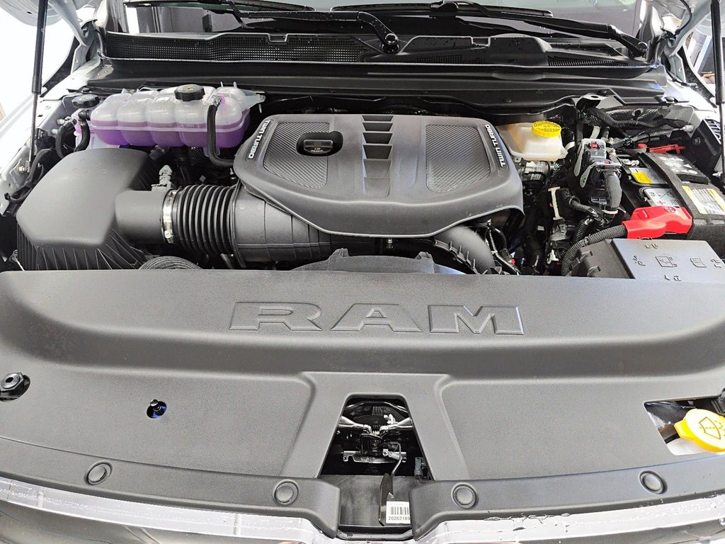 2026 Ram 1500 TUNGSTEN in Sherbrooke, Quebec - 8 - w1024h768px