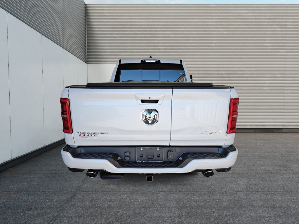 2026 Ram 1500 TUNGSTEN in Sherbrooke, Quebec - 3 - w1024h768px