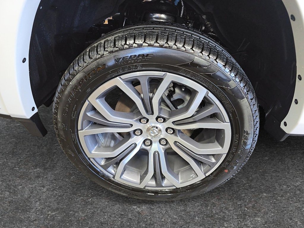 2026 Ram 1500 TUNGSTEN in Sherbrooke, Quebec - 7 - w1024h768px