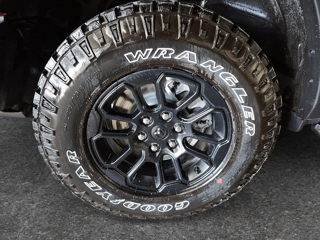 2026 Ram 1500 REBEL in Sherbrooke, Quebec - 7 - w1024h768px