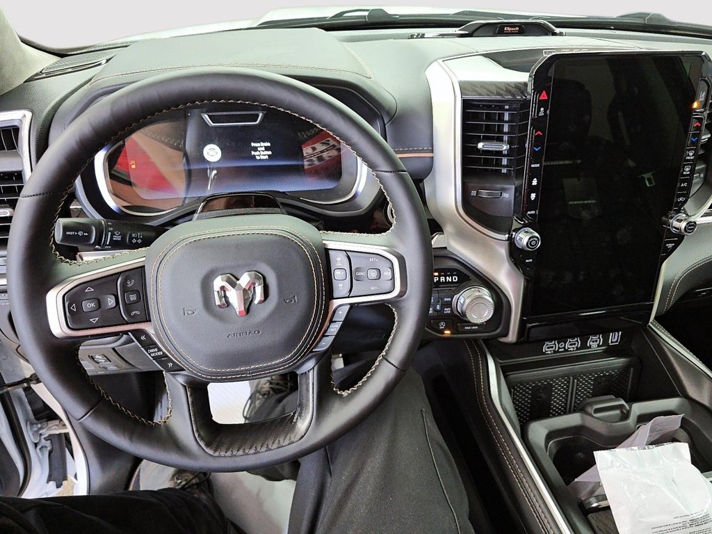 2026 Ram 1500 TUNGSTEN in Sherbrooke, Quebec - 10 - w1024h768px