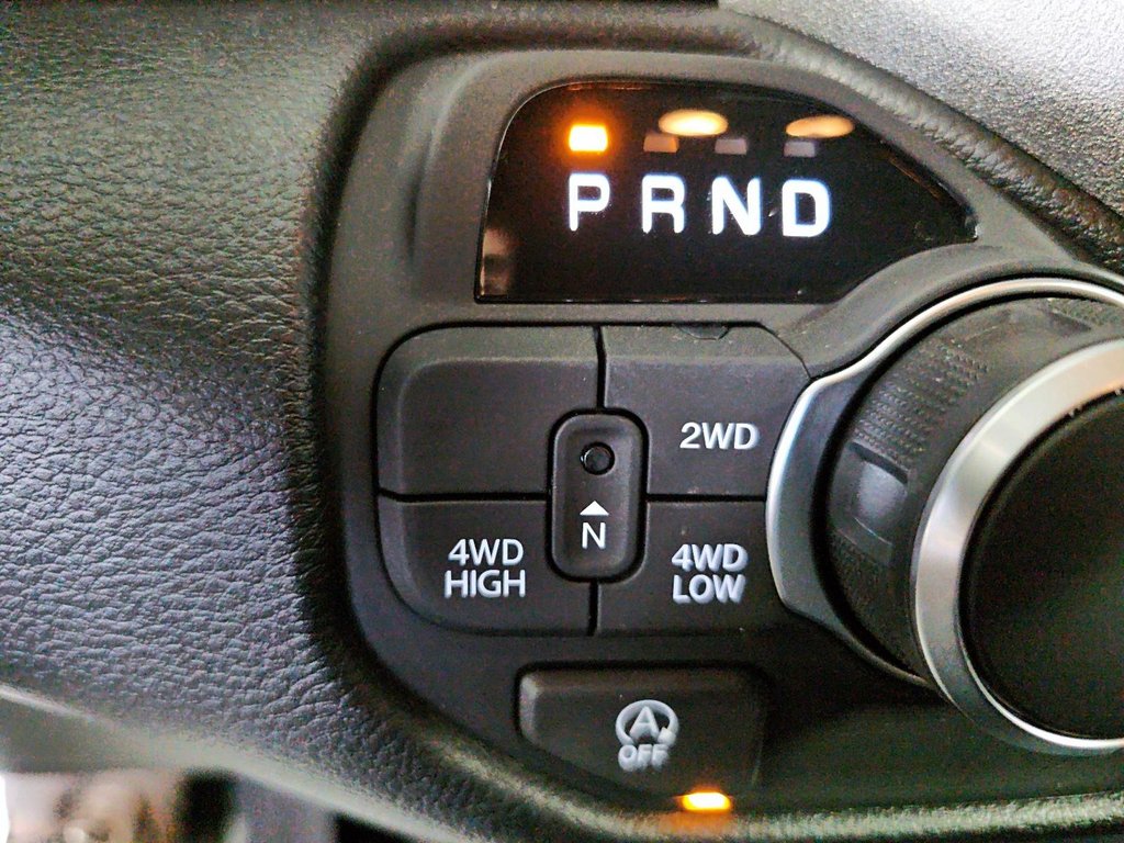 2026 Ram 1500 EXPRESS in Sherbrooke, Quebec - 16 - w1024h768px