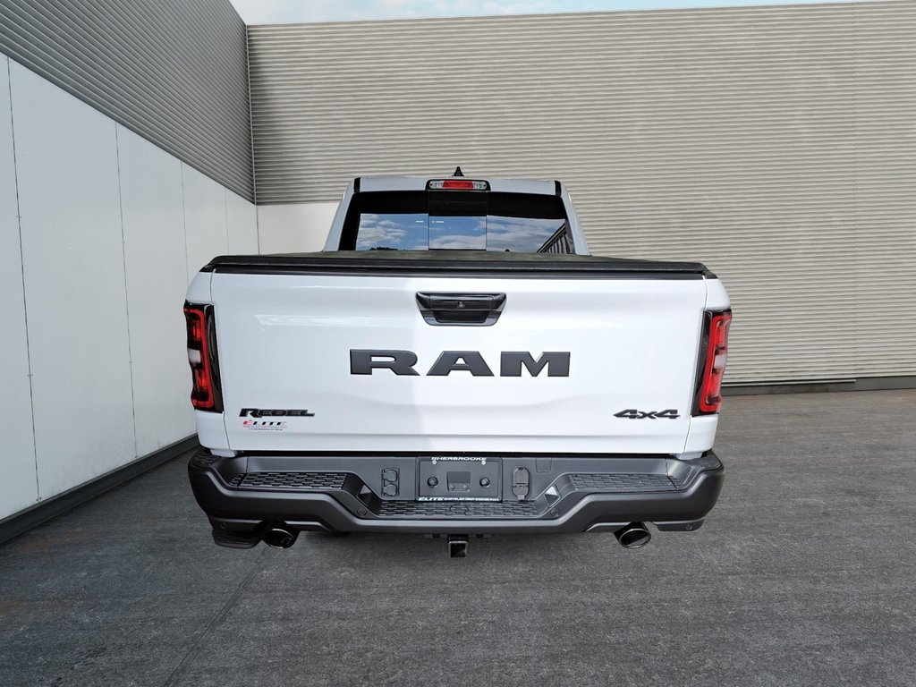 2027 Ram 1500 REBEL in St-Jean-Sur-Richelieu, Quebec - 3 - w1024h768px