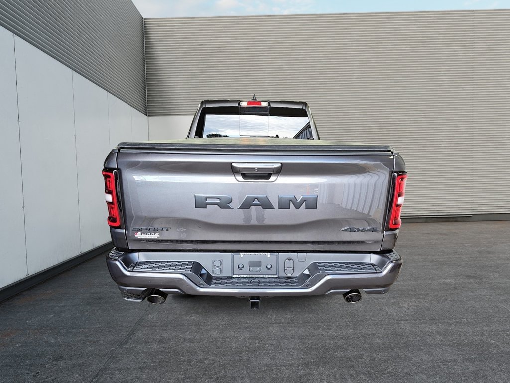 2027 Ram 1500 SPORT in St-Jean-Sur-Richelieu, Quebec - 3 - w1024h768px