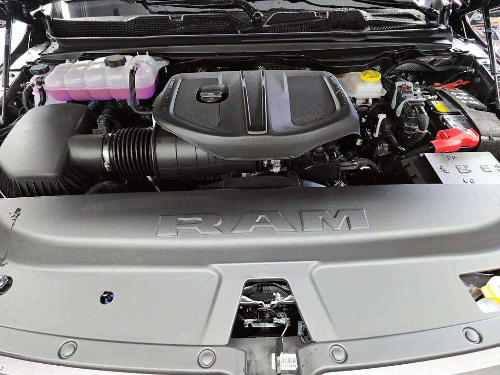 2027 Ram 1500 SPORT in St-Jean-Sur-Richelieu, Quebec - 8 - w1024h768px