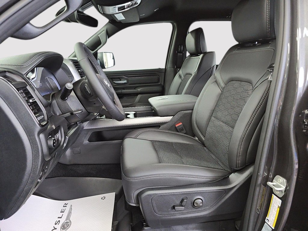 2027 Ram 1500 SPORT in St-Jean-Sur-Richelieu, Quebec - 9 - w1024h768px