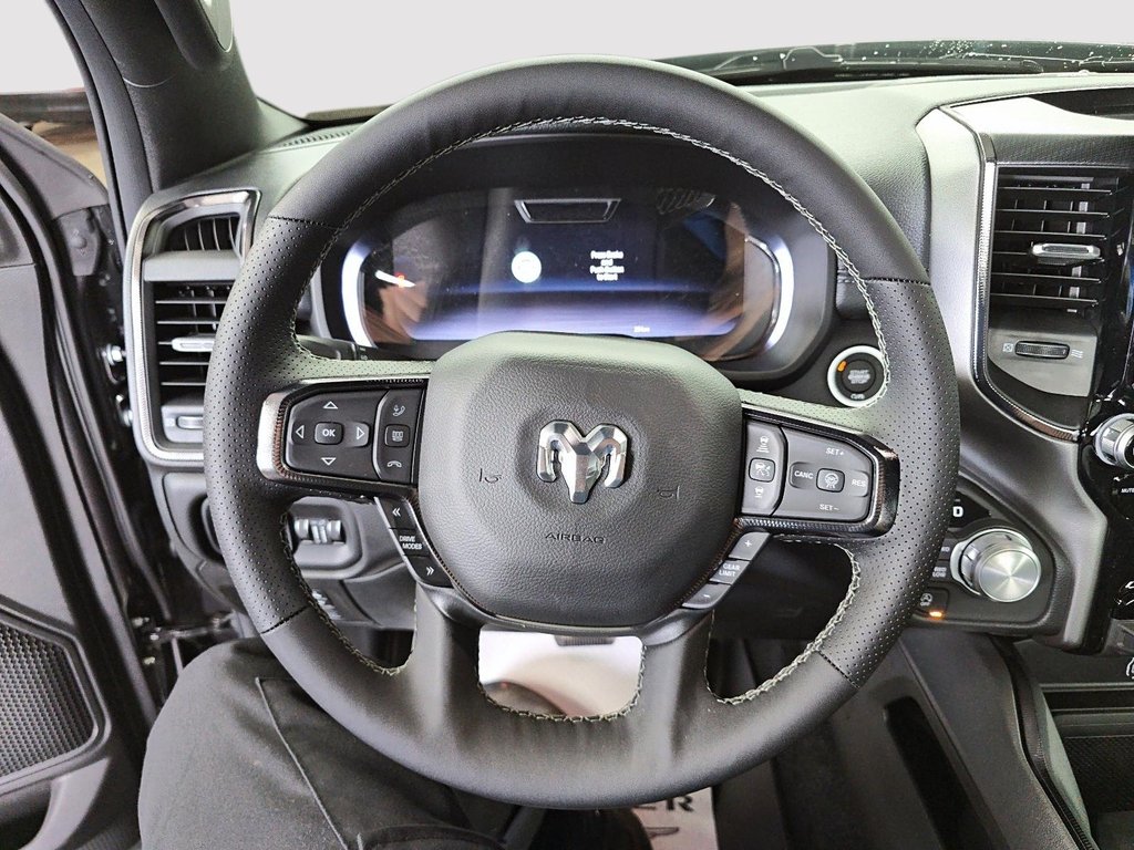 2027 Ram 1500 SPORT in St-Jean-Sur-Richelieu, Quebec - 12 - w1024h768px