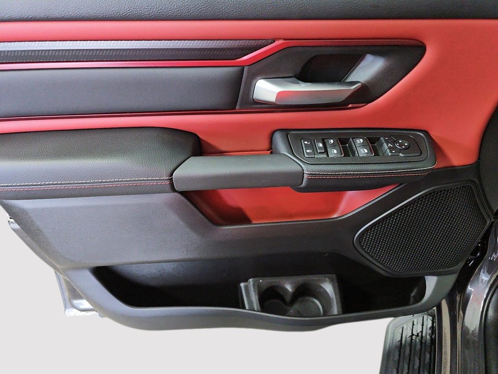 2027 Ram 1500 REBEL in Sherbrooke, Quebec - 11 - w1024h768px