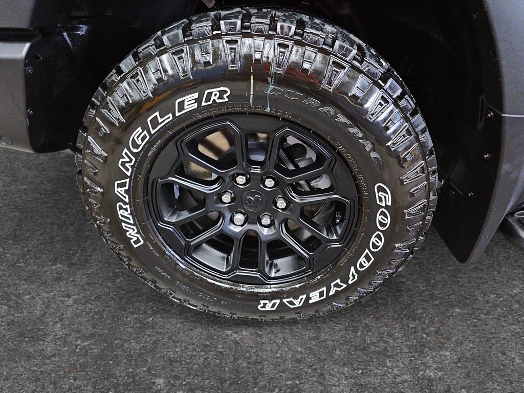 2027 Ram 1500 REBEL in Sherbrooke, Quebec - 7 - w1024h768px
