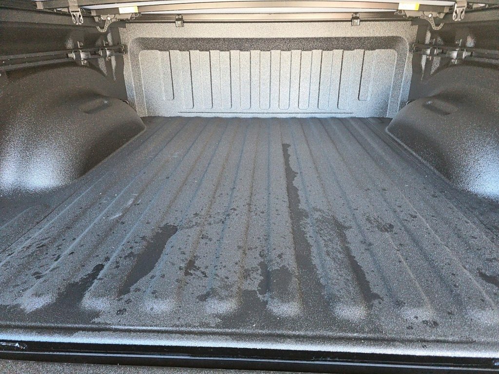 2027 Ram 1500 REBEL in St-Jean-Sur-Richelieu, Quebec - 17 - w1024h768px
