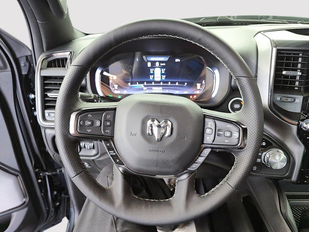 2027 Ram 1500 SPORT in St-Jean-Sur-Richelieu, Quebec - 12 - w1024h768px