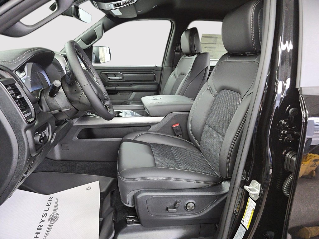 2027 Ram 1500 SPORT in St-Jean-Sur-Richelieu, Quebec - 9 - w1024h768px