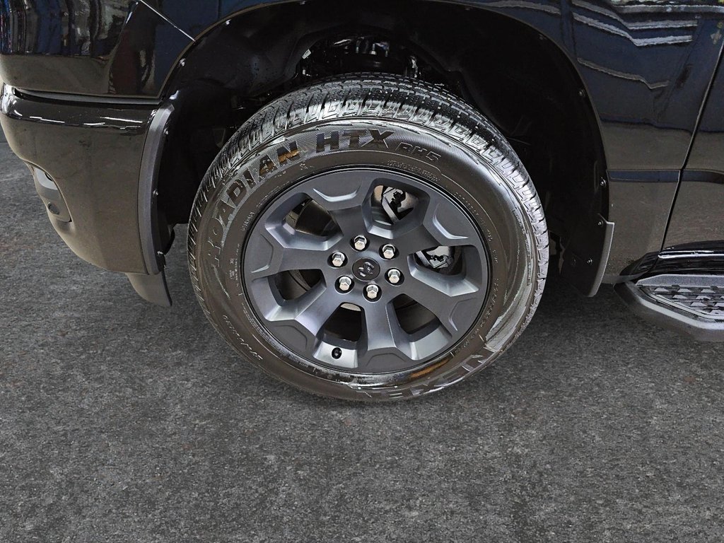 2027 Ram 1500 SPORT in St-Jean-Sur-Richelieu, Quebec - 7 - w1024h768px