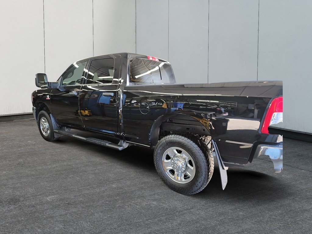2024 Ram 2500 TRADESMAN // CUMMINS in Sherbrooke, Quebec - 4 - w1024h768px