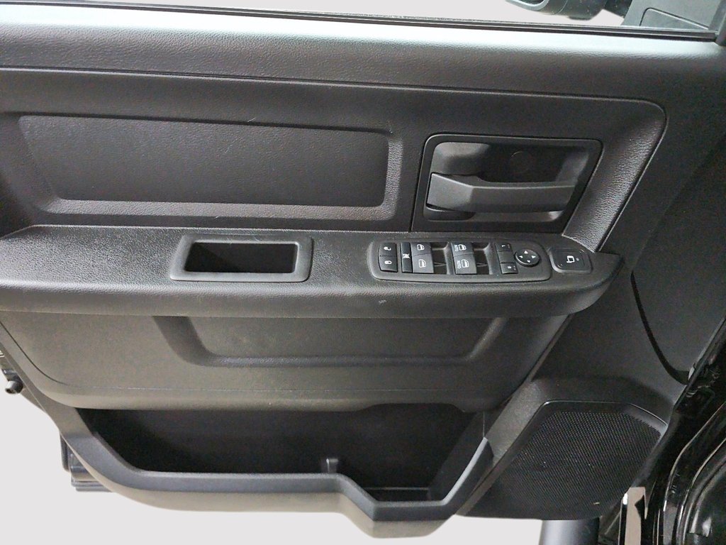 Ram 2500 TRADESMAN // CUMMINS 2024 à Saint-Hyacinthe, Québec - 11 - w1024h768px