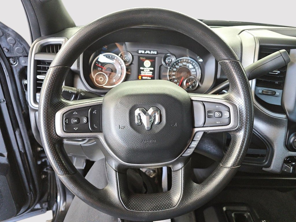 2024 Ram 2500 TRADESMAN // CUMMINS in Sherbrooke, Quebec - 12 - w1024h768px