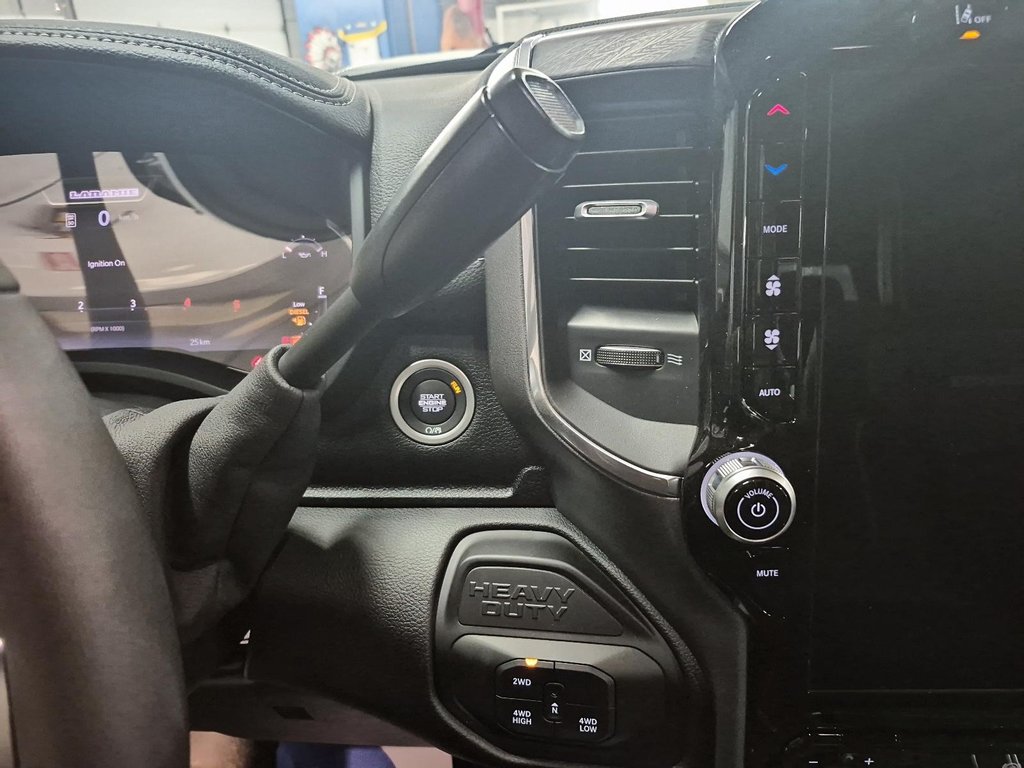 Ram 2500 LARAMIE 2025 à Sherbrooke, Québec - 15 - w1024h768px