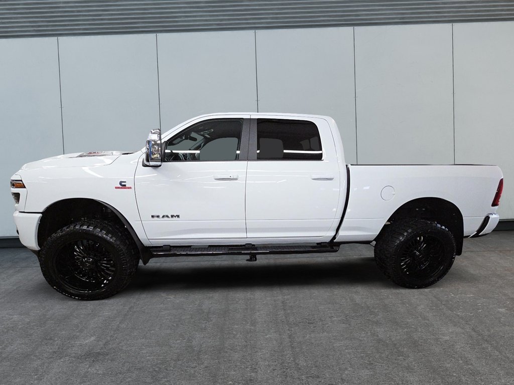 2025 Ram 2500 LARAMIE in St-Jean-Sur-Richelieu, Quebec - 5 - w1024h768px