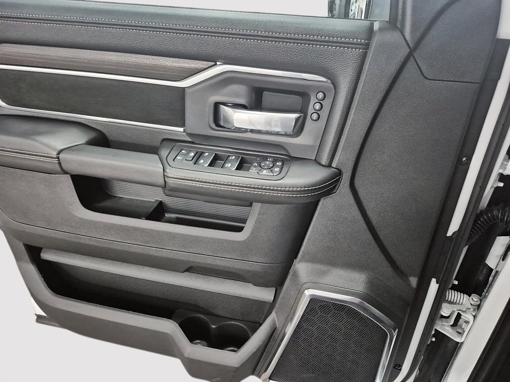 Ram 2500 LARAMIE 2025 à Sherbrooke, Québec - 11 - w1024h768px