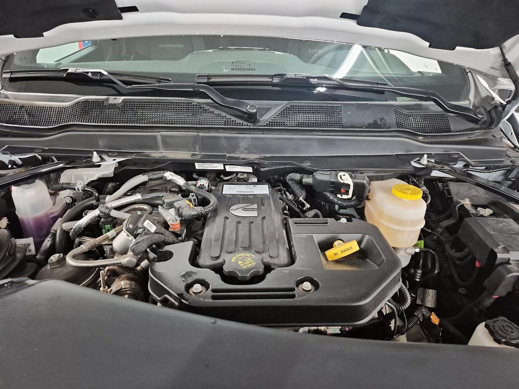 Ram 2500 LARAMIE 2025 à Sherbrooke, Québec - 8 - w1024h768px