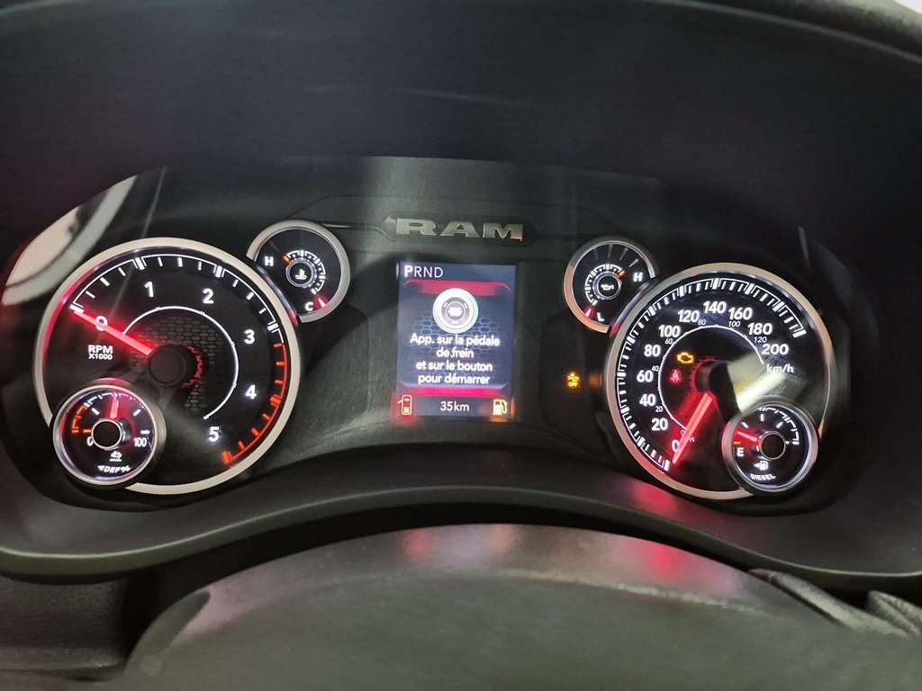 2025 Ram 2500 TRADESMAN in St-Jean-Sur-Richelieu, Quebec - 14 - w1024h768px