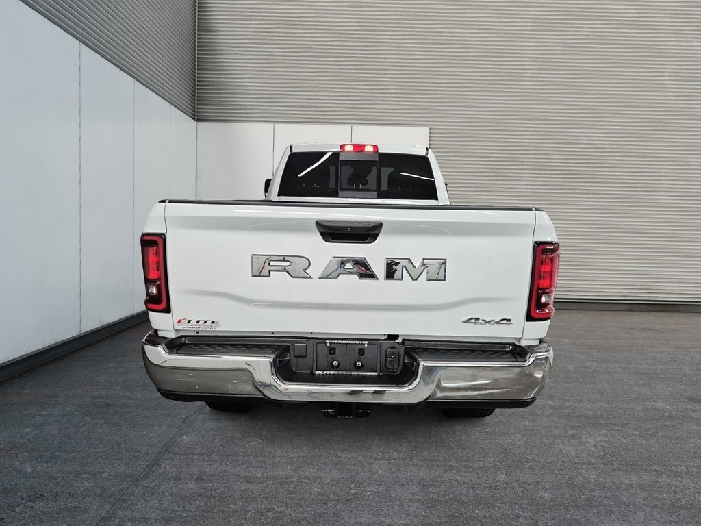 2025 Ram 2500 TRADESMAN in St-Jean-Sur-Richelieu, Quebec - 3 - w1024h768px