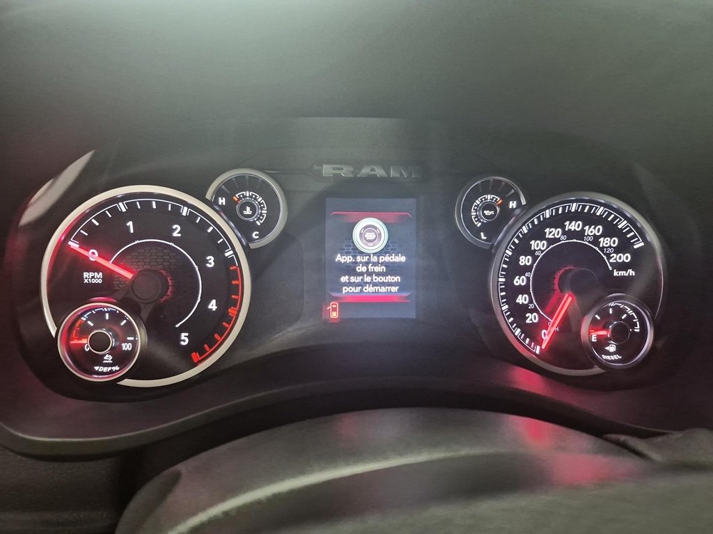 Ram 2500 BIG HORN 2025 à St-Jean-Sur-Richelieu, Québec - 13 - w1024h768px