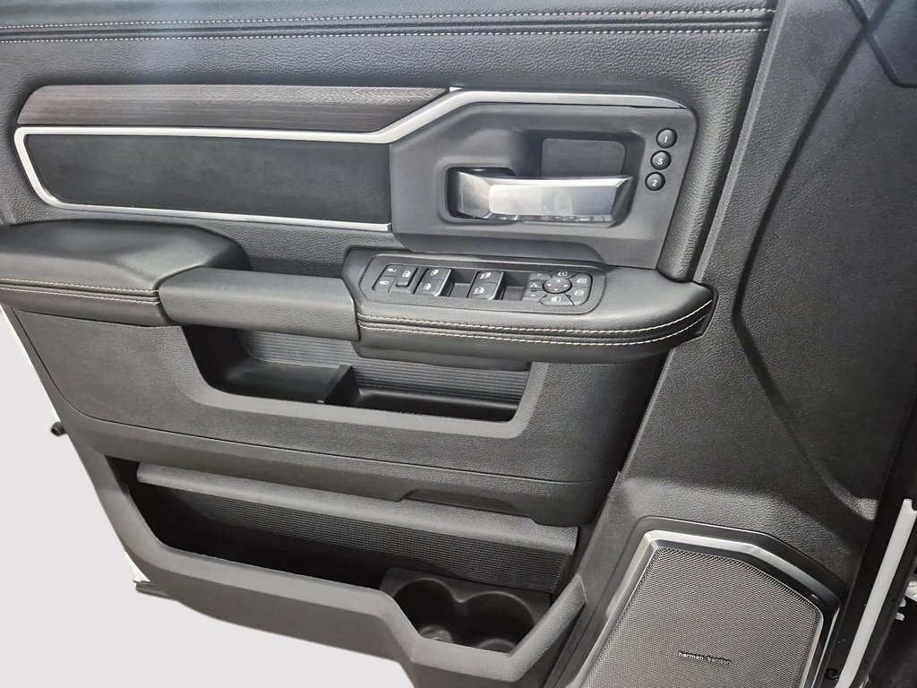 Ram 2500 LARAMIE 2025 à Sherbrooke, Québec - 11 - w1024h768px