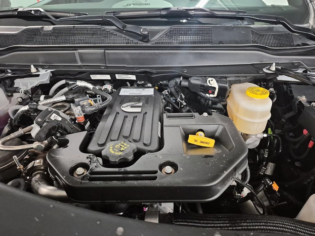 Ram 2500 LARAMIE 2025 à Sherbrooke, Québec - 8 - w1024h768px