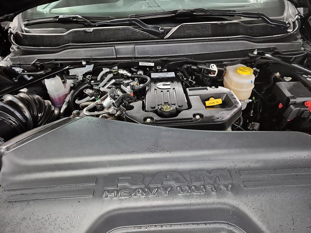 2025 Ram 2500 BIG HORN in Sherbrooke, Quebec - 7 - w1024h768px
