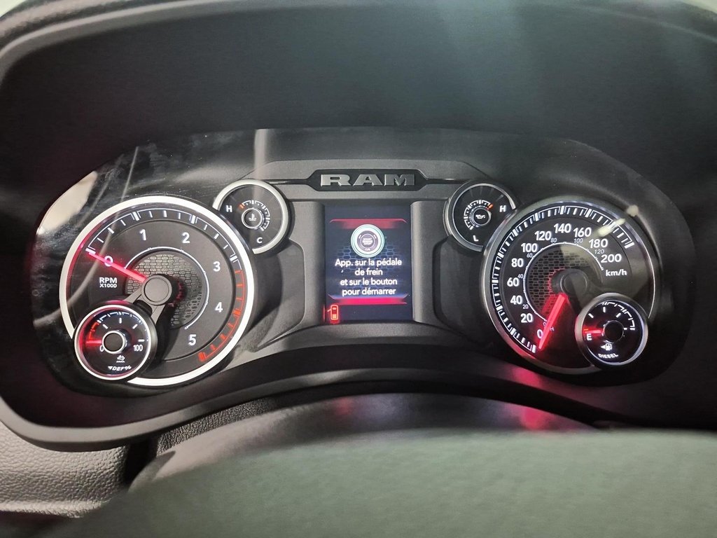2025 Ram 2500 BIG HORN in Sherbrooke, Quebec - 12 - w1024h768px