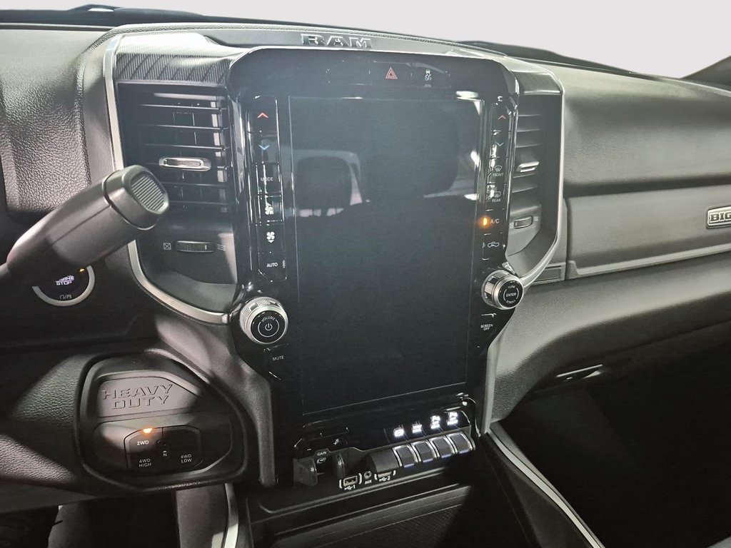 2025 Ram 2500 BIG HORN in Sherbrooke, Quebec - 16 - w1024h768px