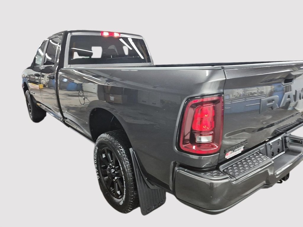 2025 Ram 2500 BIG HORN in St-Jean-Sur-Richelieu, Quebec - 4 - w1024h768px