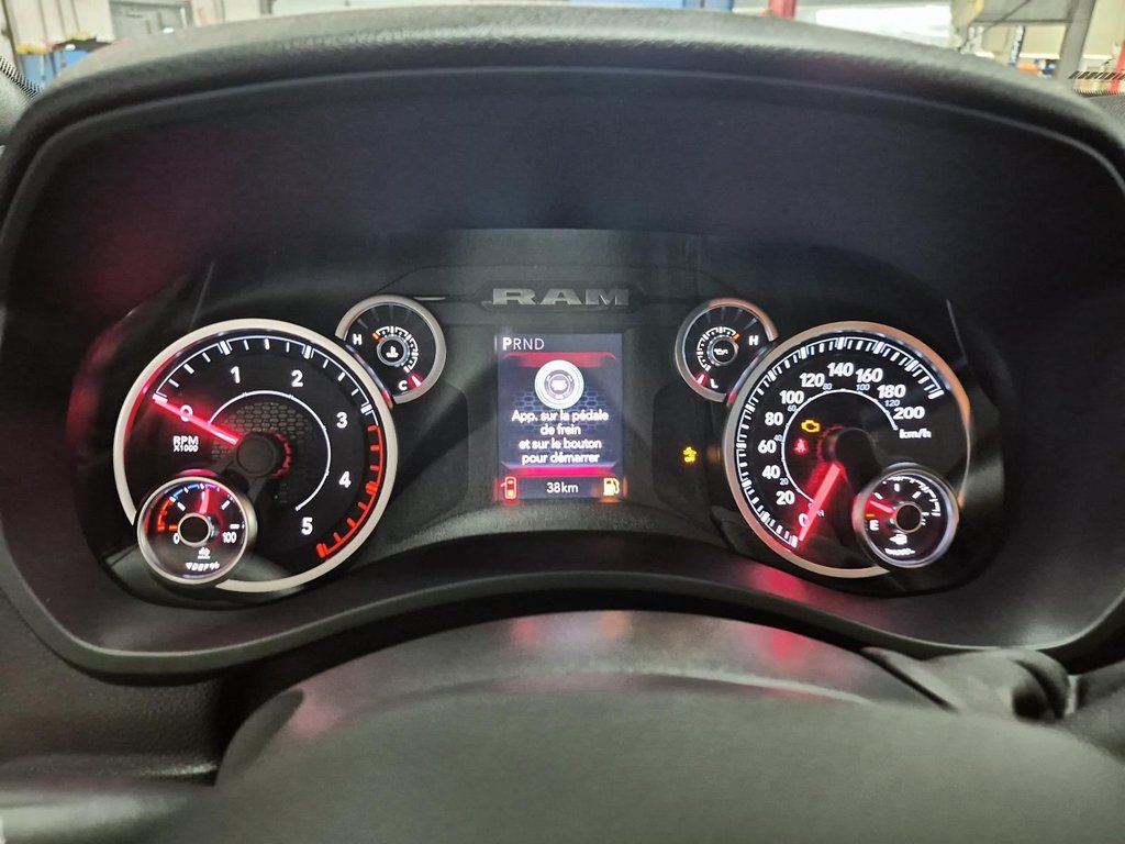 2025 Ram 2500 BIG HORN in St-Jean-Sur-Richelieu, Quebec - 14 - w1024h768px