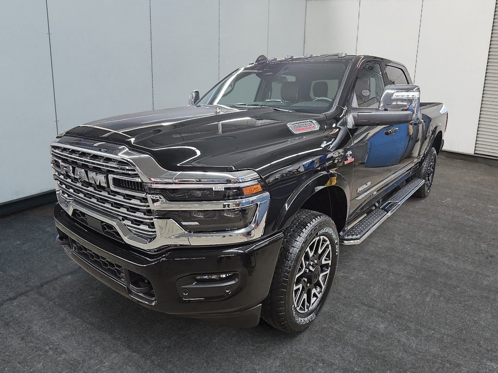 Ram 2500 LIMITED 4X4 CREW CAB // DIESEL 2025 à Sherbrooke, Québec - 1 - w1024h768px